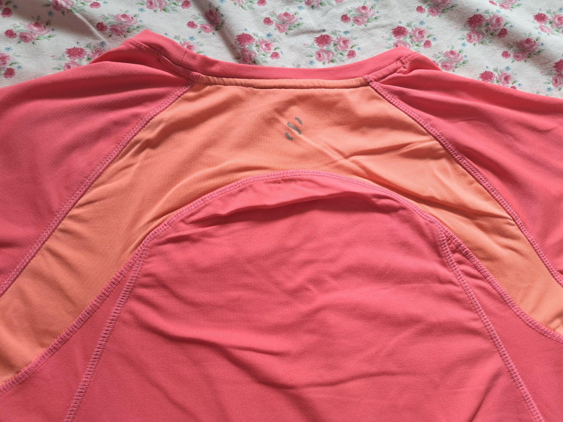 H&M T-shirt: T-Shirt Grösse S Sport – Usato da Zürich venduto da dph_r9t2 5