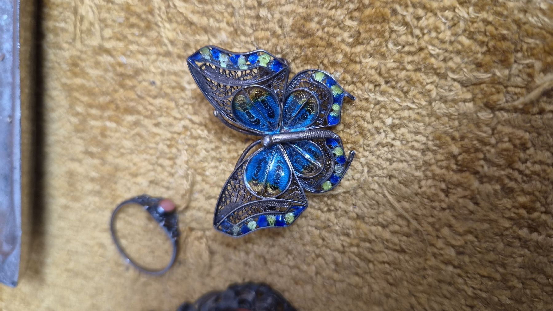Altri gioielli: Schmuck Set Brosche Anhänger Ring antik – Usato da Kölliken venduto da MissesBossTop1 2