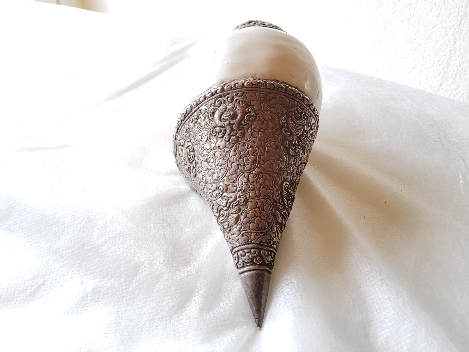 Musikinstrumente: Ancienne conque rituelle bouddhiste  – Gebraucht aus Malleray von Broc-Mo 4