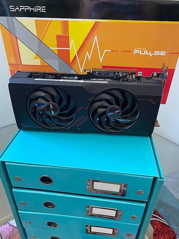 Schede grafiche: Gaming Grafikkarte AMD Radeon RX 7800XT – Usato da Pratteln venduto da Sylvie027 1