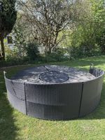 Schwarze Rattan Gartenliege