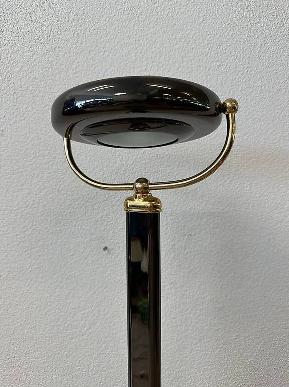 Lampade: Stehleuchte in Schwarz und Gold – Usato da Obernau venduto da Arche_Noah_Brocki 4
