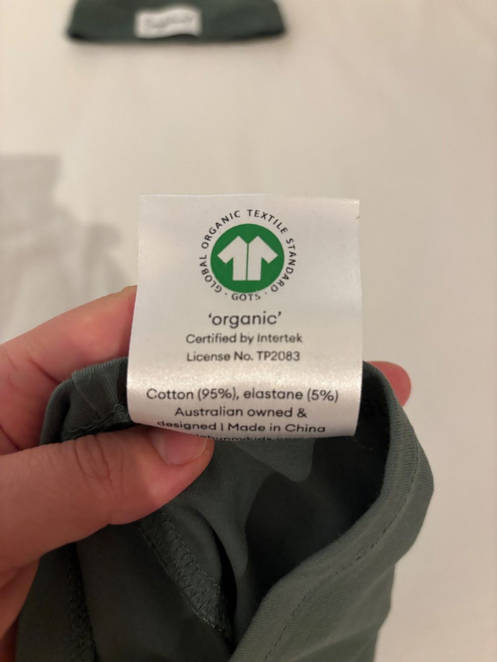 Copricapi, berretti & cappellini: Olive Organic Snuggle Swaddle & Beanie Set – Nuovo (secondo la descrizione) da Zürich venduto da S_on 3