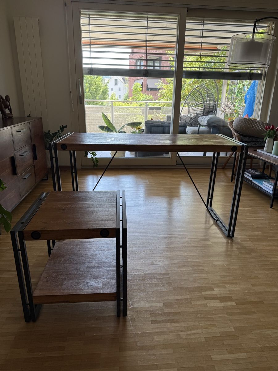 Tables: Schreibtisch Manchester – D'occasion à Regensdorf par ank_gyt7