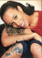 Nubya Autogramm signiert Magazinbild 20x30cm