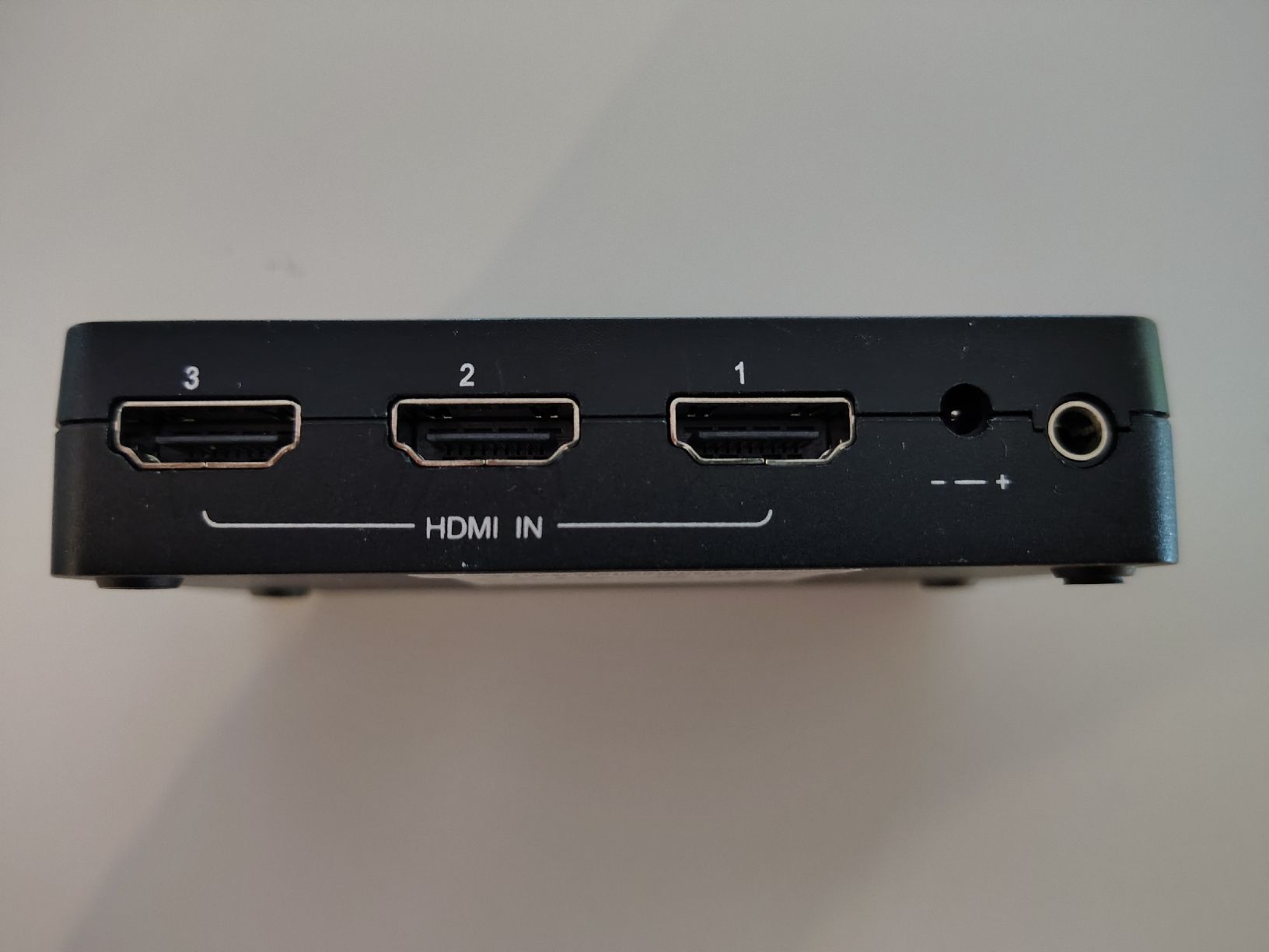 Hubs & Switches: ATEN VanCryst HDMI Switch mit Netzteil – D'occasion à Neuendorf par Buggle 1