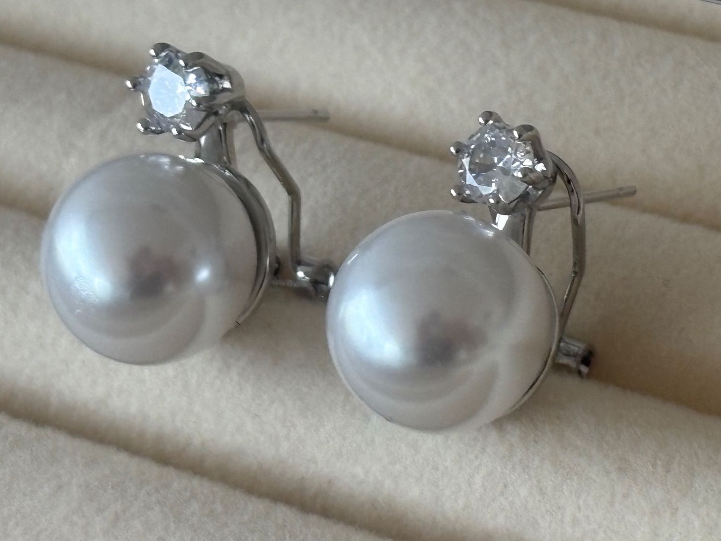 Boucles d'oreille: Luxus Elegante Ohrstecker  Kunstperlen weiss Farbe: Silber – Neuf (Voir description) à Biel-Bienne par Roserosse13