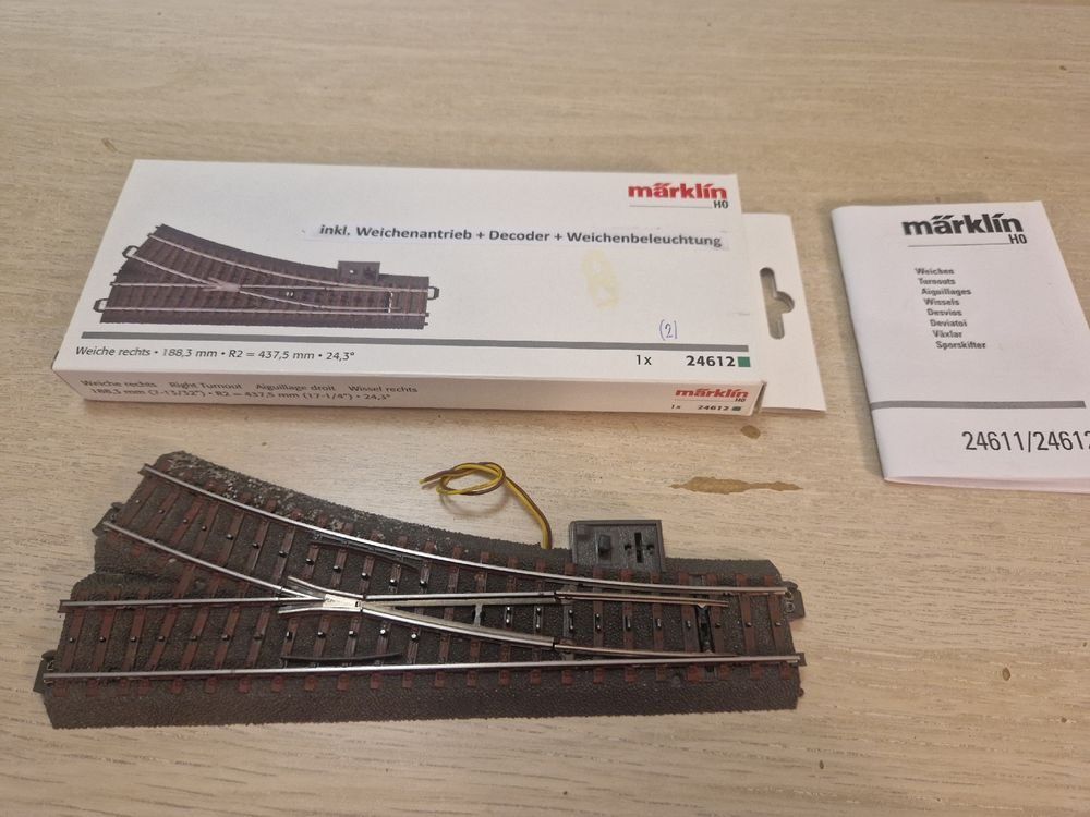 Märklin Modellini di ferrovie: Märklin 24612 Weiche mit Antrieb + Decoder  + Beleuchtung C – Usato da Galgenen venduto da retolino01