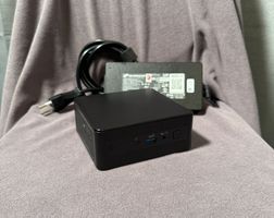 Intel NUC 11 - i7 // 16GB RAM // 512 GB SSD // WIN 11 Pro Li