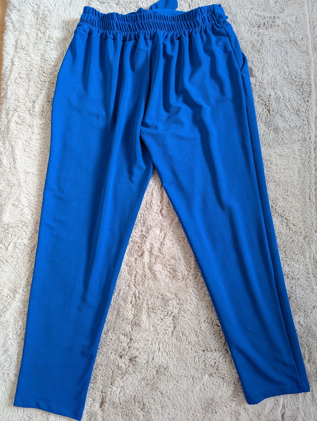 Pantalons: pantalon fluide carnaby 40 – Neuf (Voir description) à Montreux par dem_gyt9 3