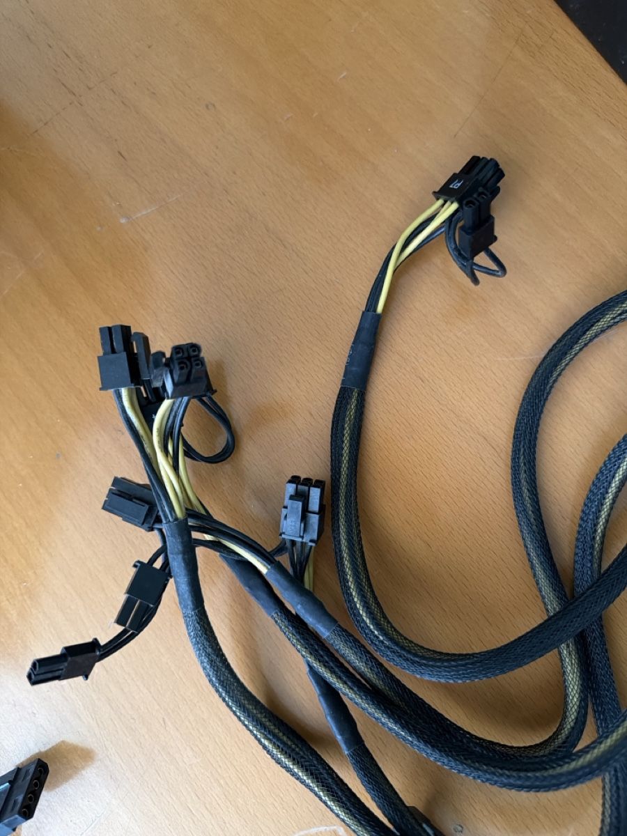 Componenti elettronici: PC Netzteil Cool Master 750 W – Usato da Aesch BL venduto da Hansi10 5
