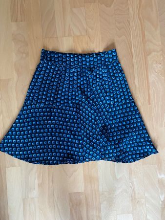 HUGO RASINI - Minirock Gr. 36 blau / Muster NEU
