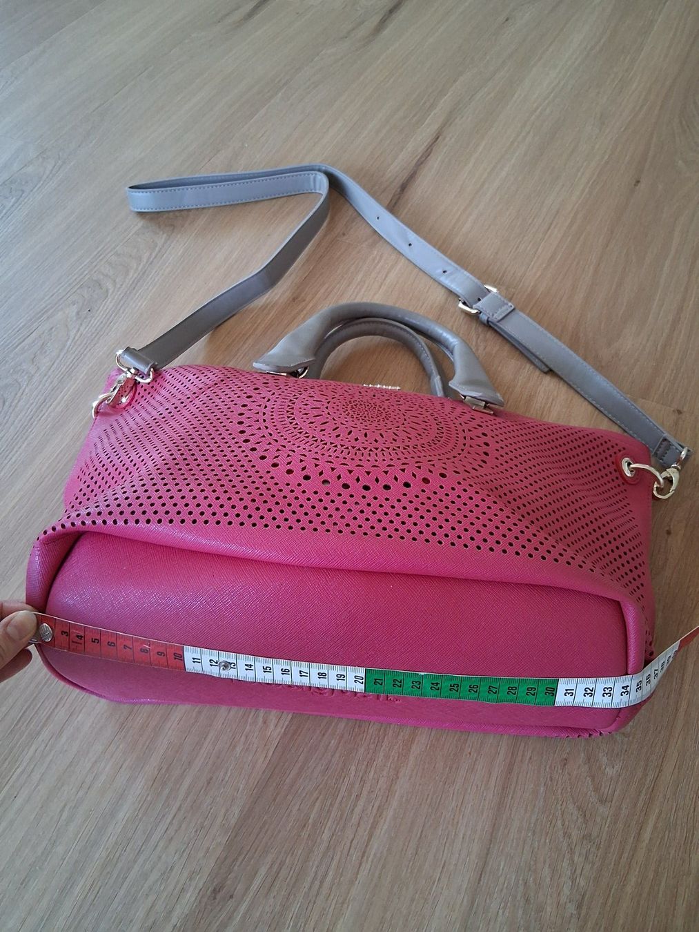 Desigual Taschen für Damen: Grosse Desigual Tasche neuwertig – Gebraucht aus Lengnau AG von Nathi88 7