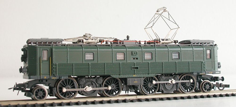 Roco Elektr. Lokomotive Be 4/6 Der SBB Spur H0 | Kaufen Auf Ricardo