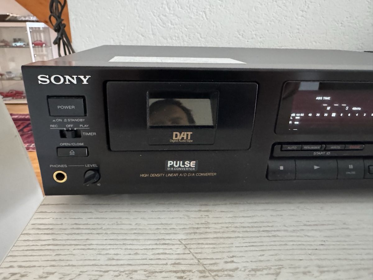 Sony Enregistreurs: Sony dtc-960 dat recorder – D'occasion à Zunzgen par milesdavis76 1
