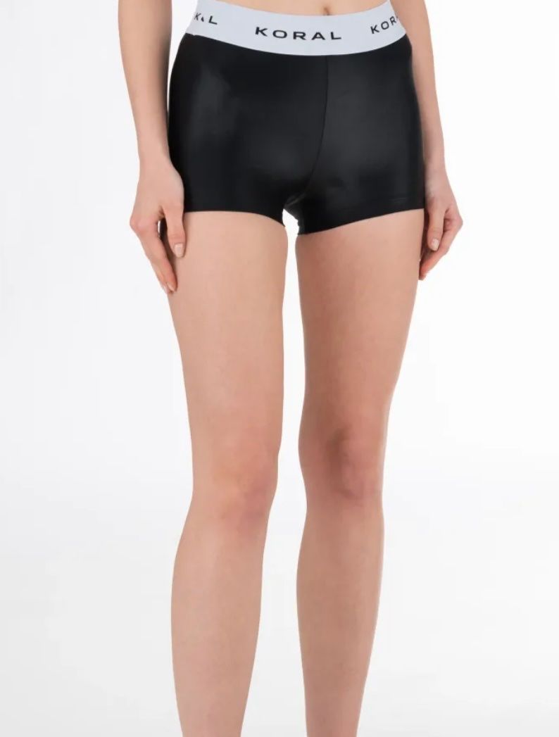 Hosen: Athleisure-Hose "Aden" schwarz neu S – Neu und originalverpackt aus Zürich von Jaskam 1