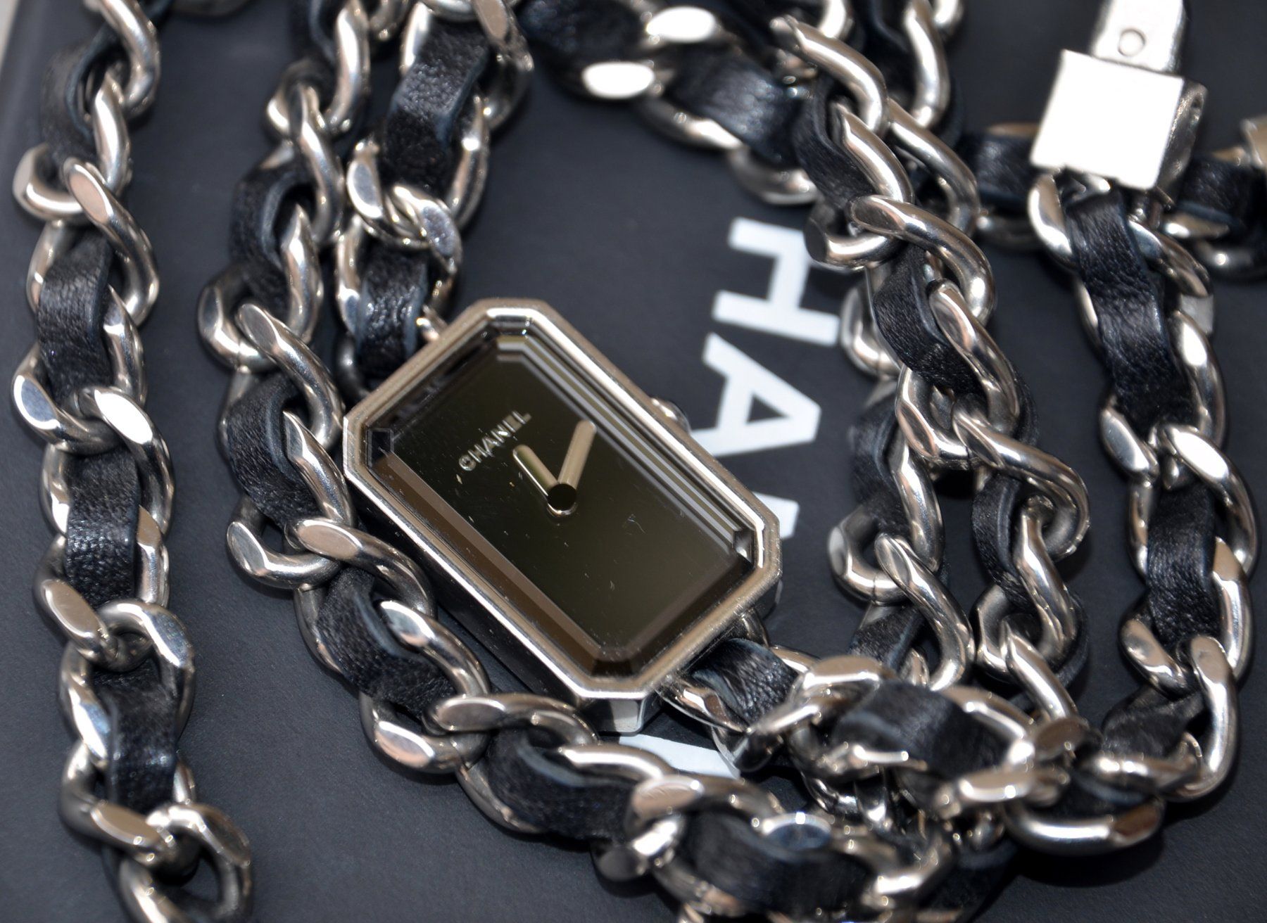 Chanel Orologi: Armbanduhr Chanel Première montre – Usato da Collonges venduto da Auganien 2
