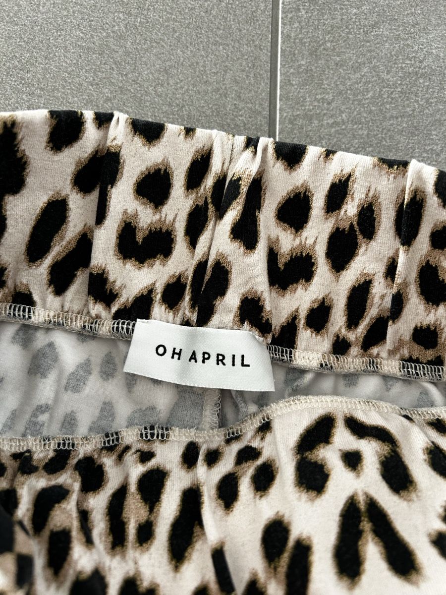 Leggings: Leo Leggings oh April S – Gebraucht aus Zürich von cos_b629 2