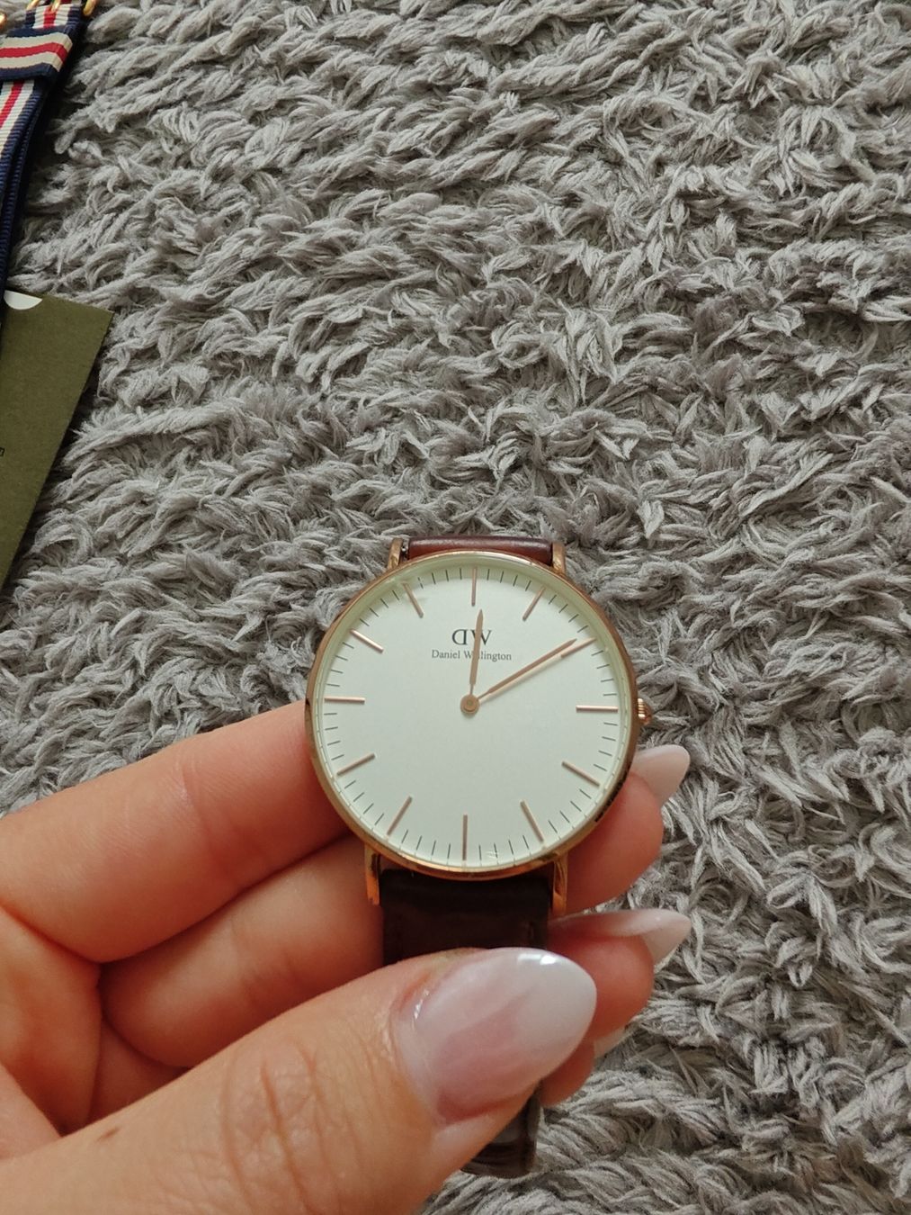 Daniel Wellington Orologi: Daniel Wellington Uhr – Difettoso da Pieterlen venduto da Saemelili 7