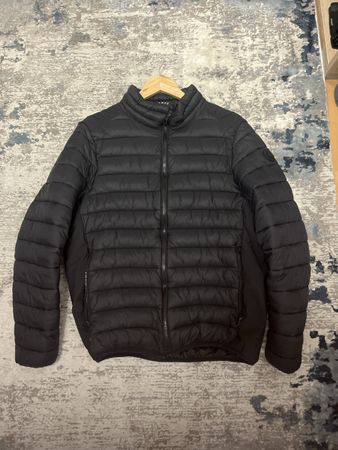 Doudoune noire légère (Taille M)