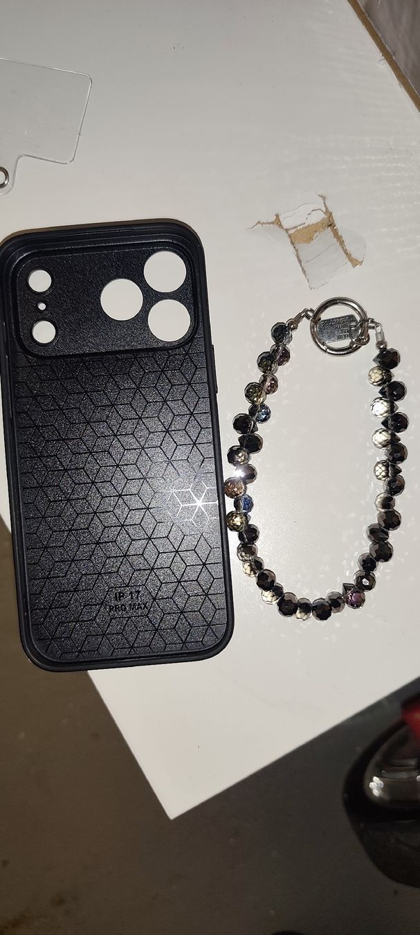 Coques & Protection écran: iPhone 14 Pro Max case with  bracelet – Neuf avec emballage d'origine à Zollikofen par okjass 1