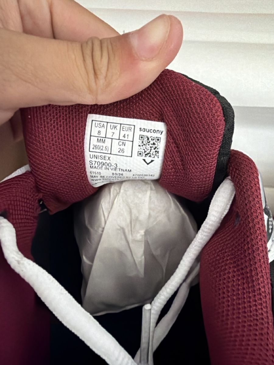Saucony Herrenschuhe: Baskets Saucony rouge bordeaux – Neu und originalverpackt aus Le Lignon von hzrl 4