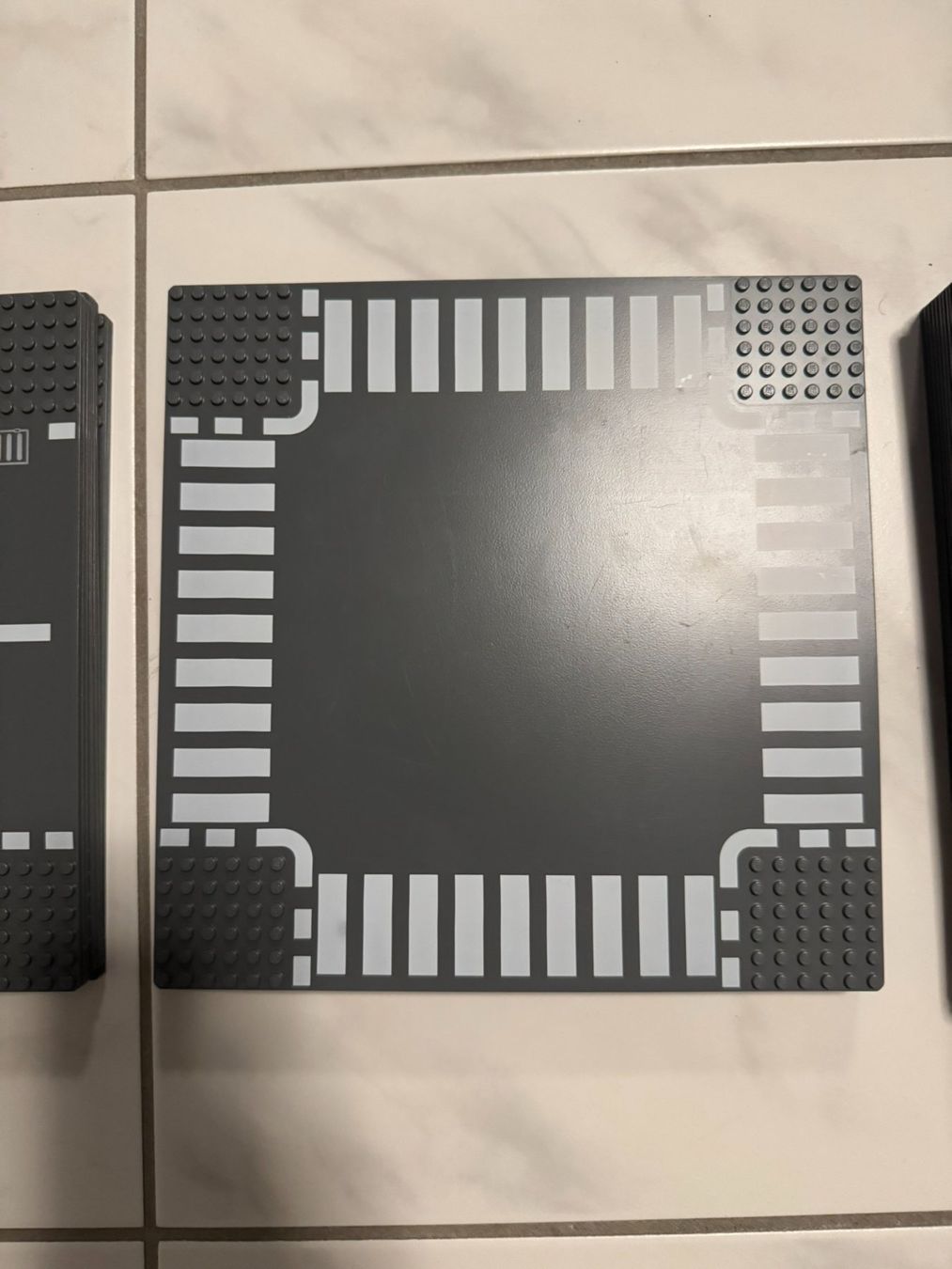 Lego Kit di costruzioni: Lego Strassen / Platten 42 Stk. – Usato da Schinznach Bad venduto da Prosperos 2