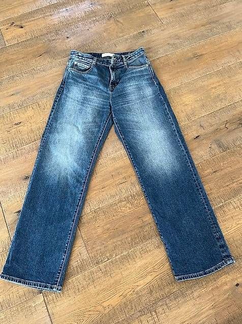 Zara Jeans: Jeans Zara Gr. 36 – Gebraucht aus Niederuzwil von Sonne026