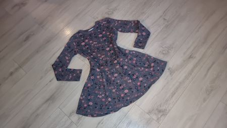 Blumenkleid Minymo, Grösse 146 nie getragen.  