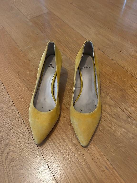 Damenschuhe: Gelbe Tamaris Pumps Gr. 40 – Gebraucht aus Luzern von ele_p2nt 3