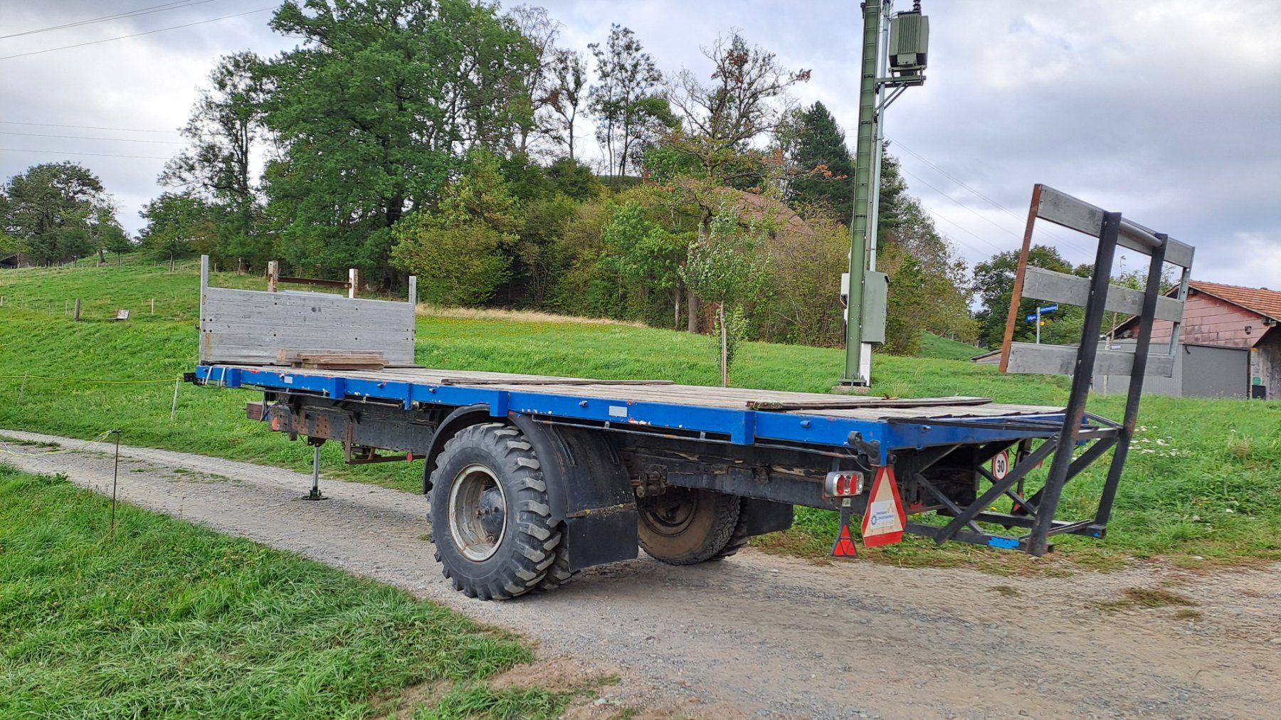 Rimorchi: Traktor Anhänger – Usato da Hinterfultigen venduto da Zimmermann. 3