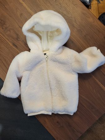 Manteau bébé fille chaud et doux, idéal pour l'hiver!