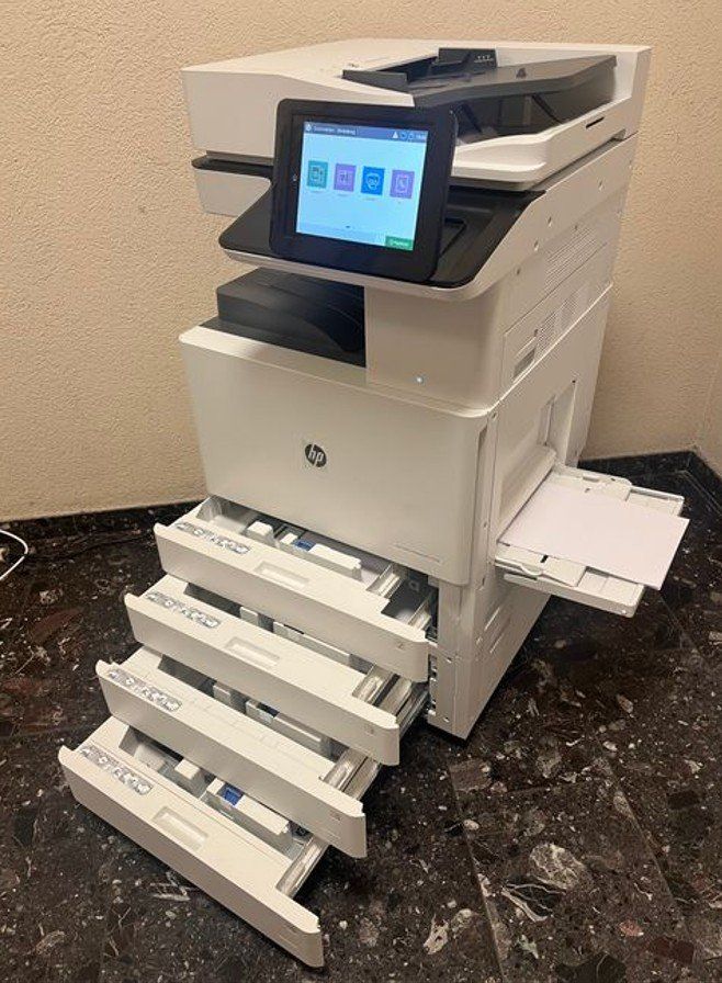 Hewlett Packard Stampanti: HP Color LaserJet Managed MFP E78330dn, neu, Top Angebot – Nuovo (secondo la descrizione) da Glattbrugg venduto da copytron 3