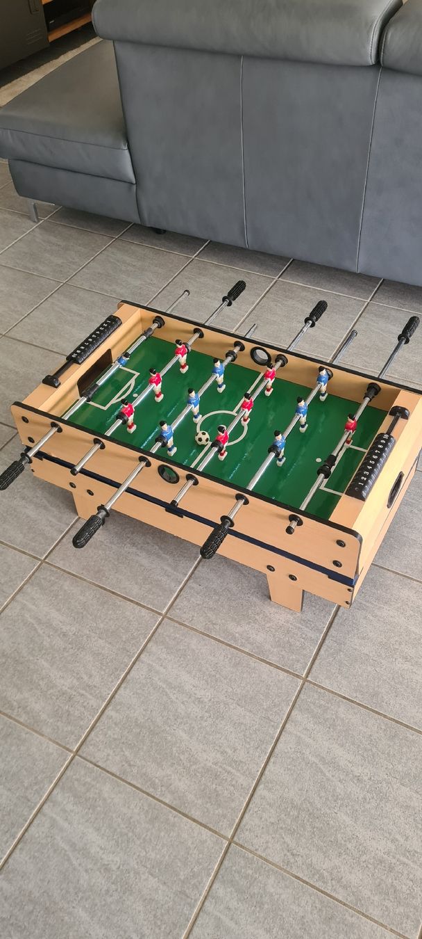 Spiele: Spieltisch multifunktion  – Gebraucht aus Eschenbach SG von bforster 1