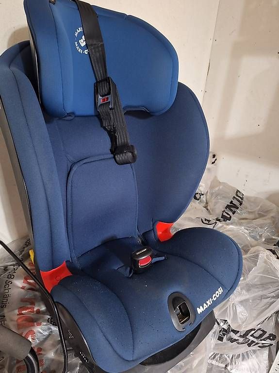 Auto-Kindersitze: Maxi Cosi Titan Sitz – Neu und originalverpackt aus Vilters von cookgirl