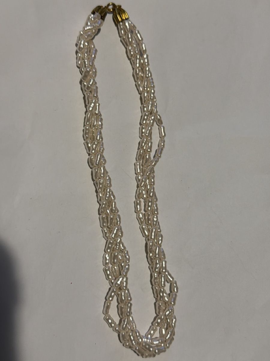 Catenine: 4 Colliers en Paille + 2 boucles d’oreilles  – Usato da Hittnau venduto da Pat_yl7f 1
