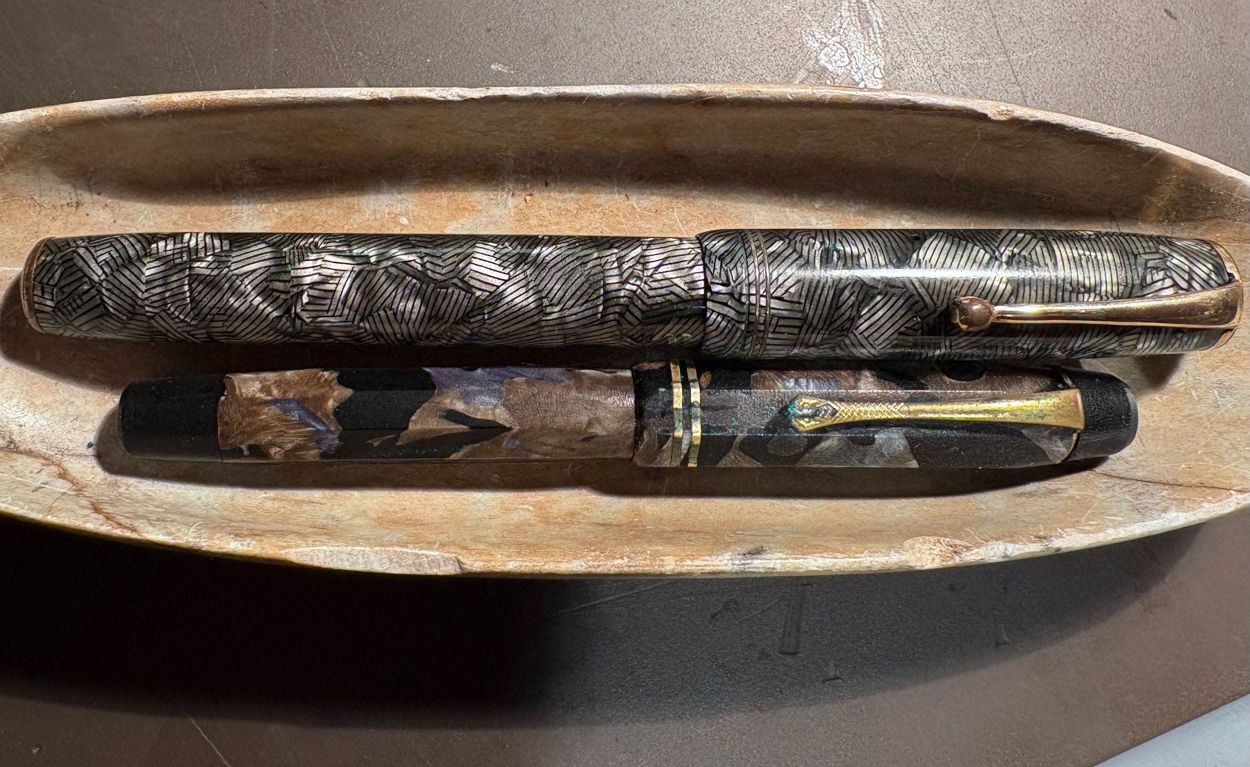 Autres écriture & dessin: 2 antike Füllfederhalter – Défectueux à Stüsslingen par Ideur1