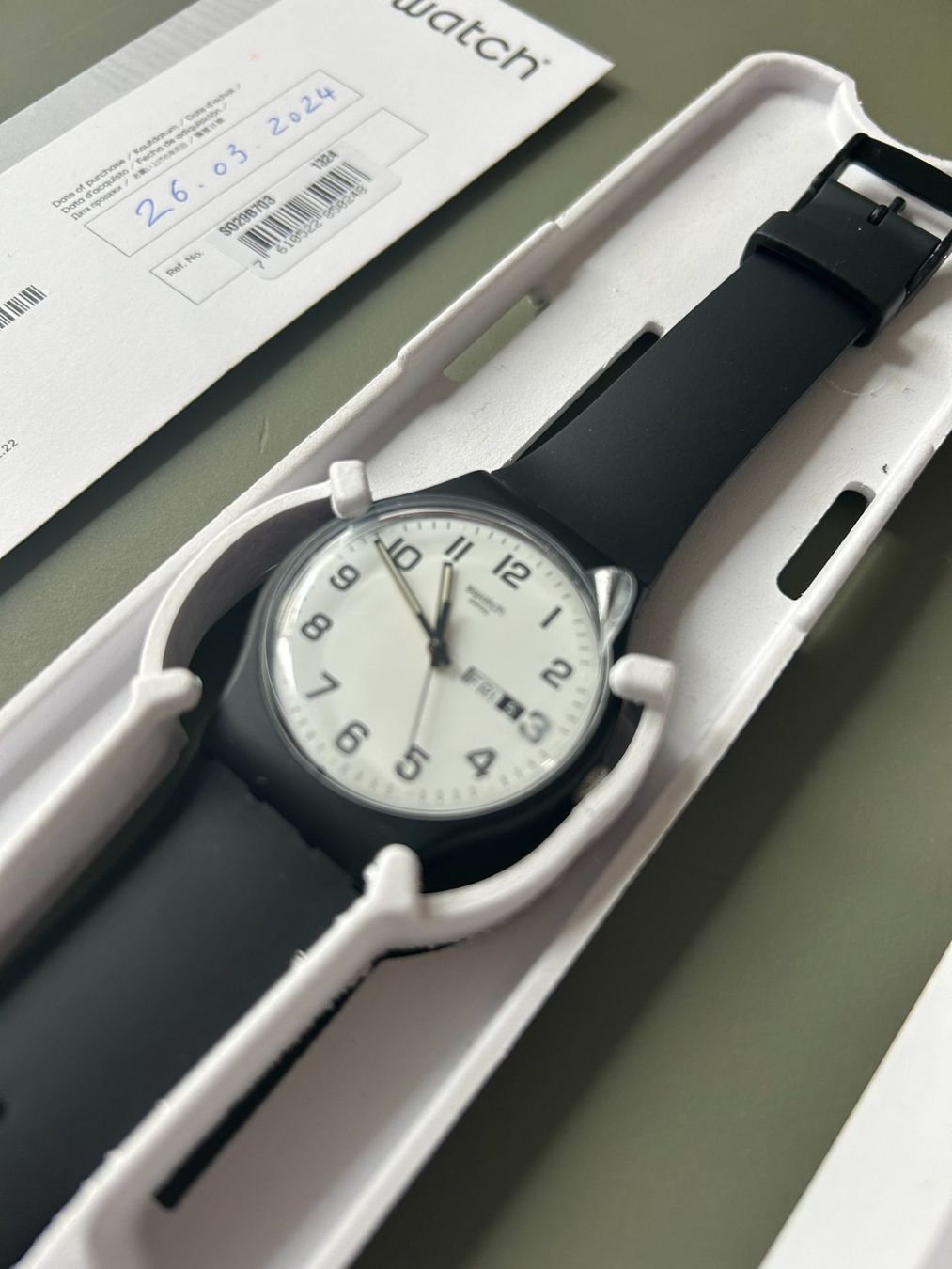 Swatch Orologi: Swatch Classic Watch – Nuovo e nell'imballaggio originale da Zürich venduto da Hugobitschy