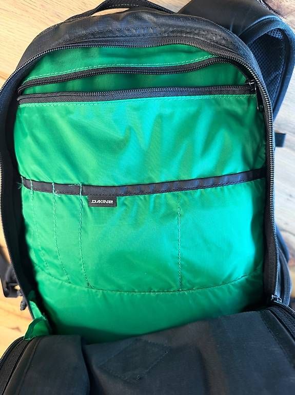 Zaini: Dakine Rucksack 32l mit Laptopfach – Usato da Kriens venduto da ros_y9j8 2