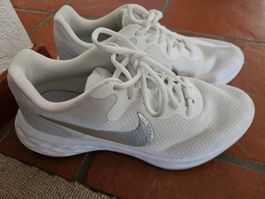 Nike Turnschuhe 40