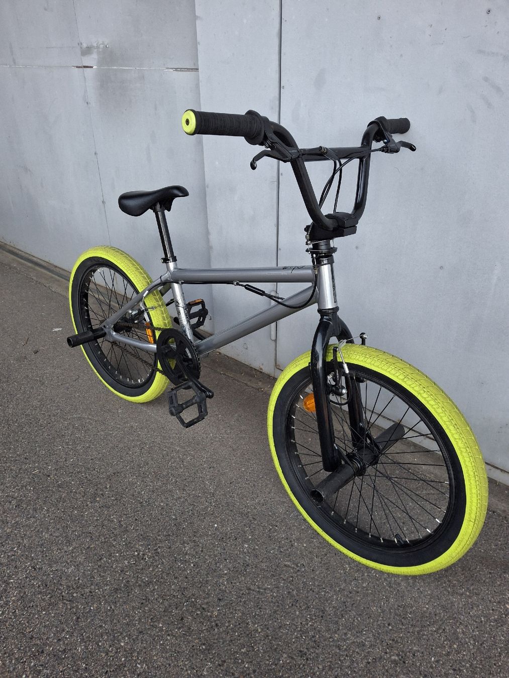 Biciclette: Neuwertiges BMX – Usato da Gommiswald venduto da Muri57