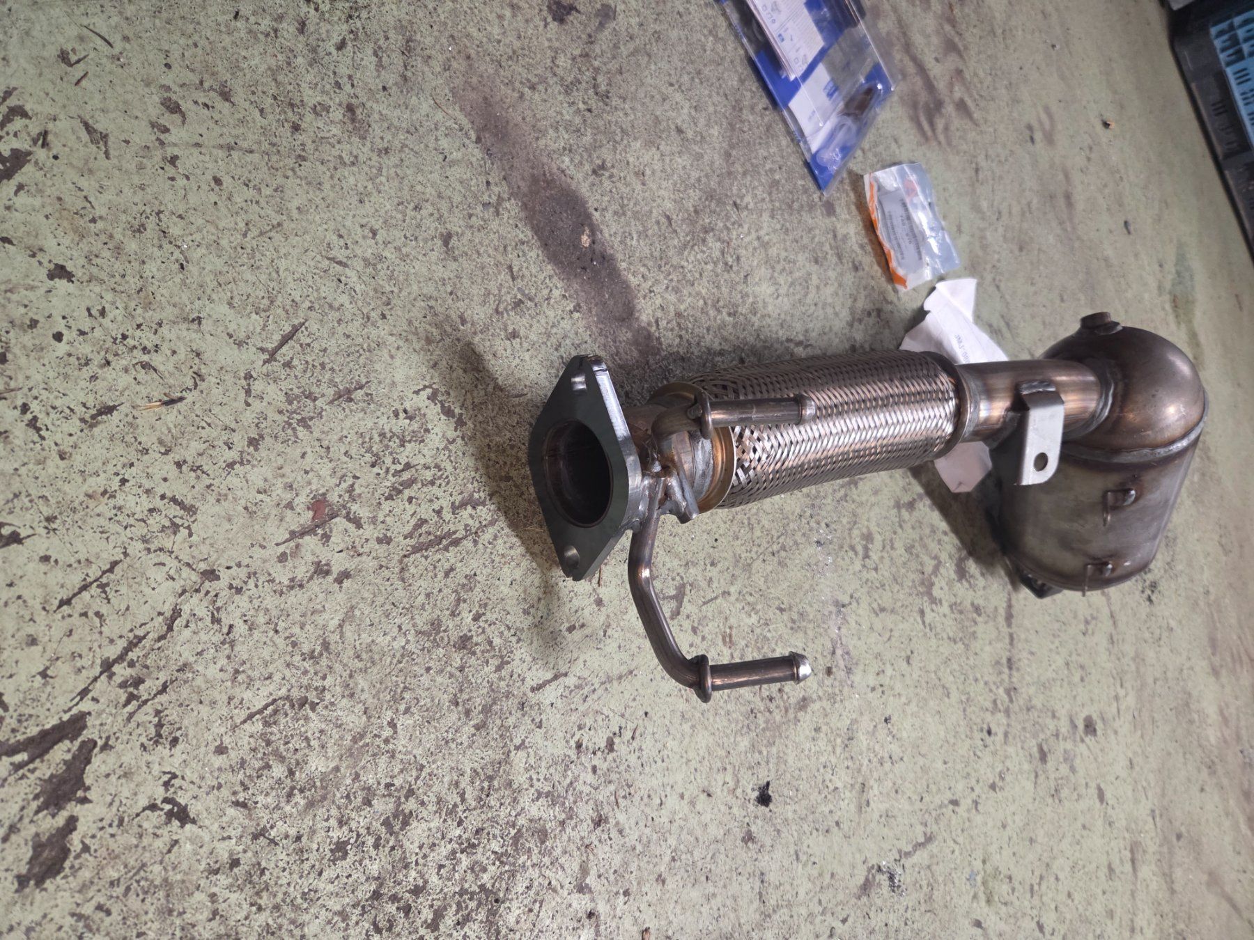 Mitsubishi Tutti pezzi di ricambio auto: Filtre a particules mitsubishi 1.8 DI-D – Nuovo (secondo la descrizione) da Conthey venduto da greenday85 6
