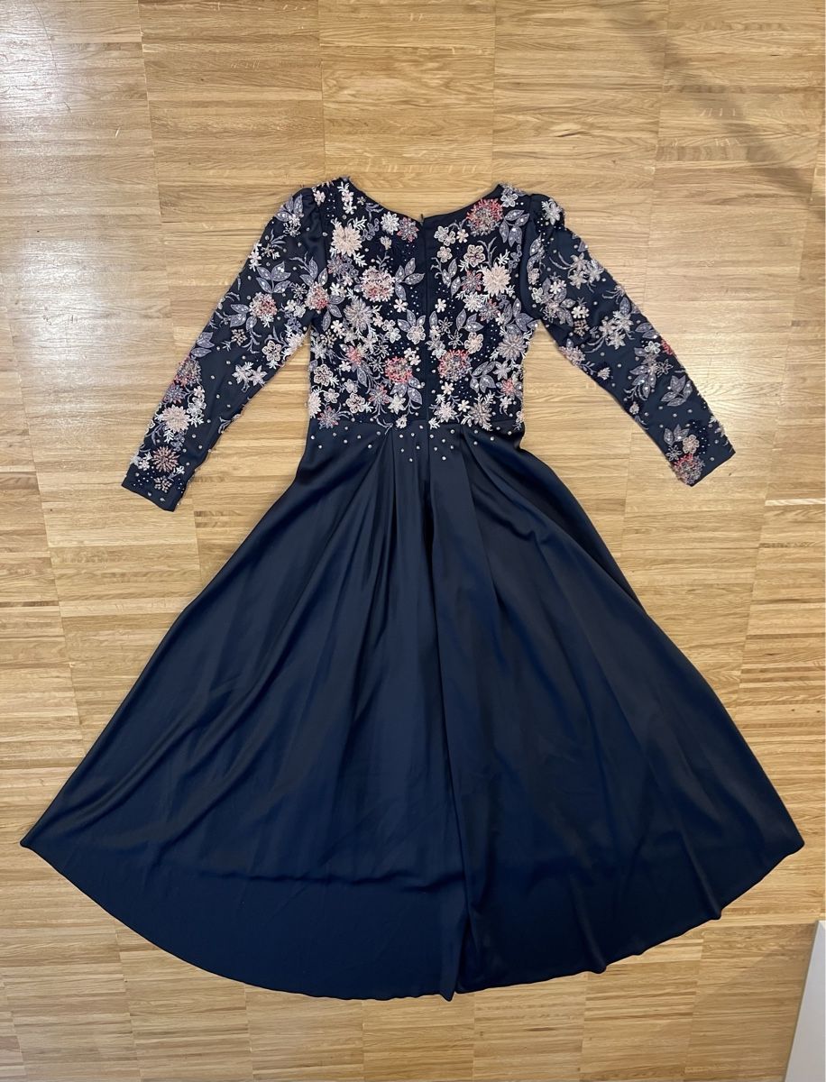 Vestiti: Evening gown – Usato da Adliswil venduto da avatar83