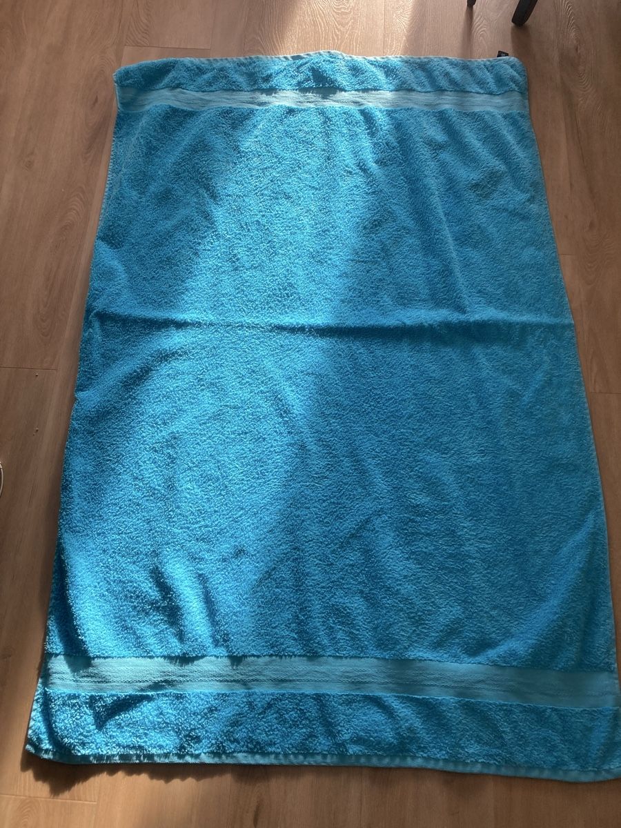 Badetücher: Blaues Frottiertücher-Set – Gebraucht aus Zürich von Timbera 1