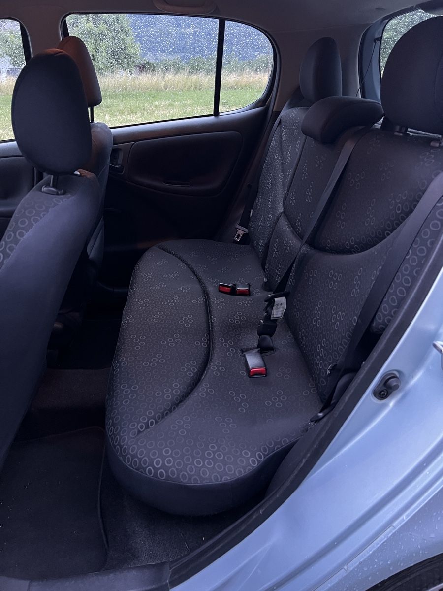 Toyota Automobili: Toyota Yaris 1.3 2005 – Usato da Hagneck venduto da Stejobe 6