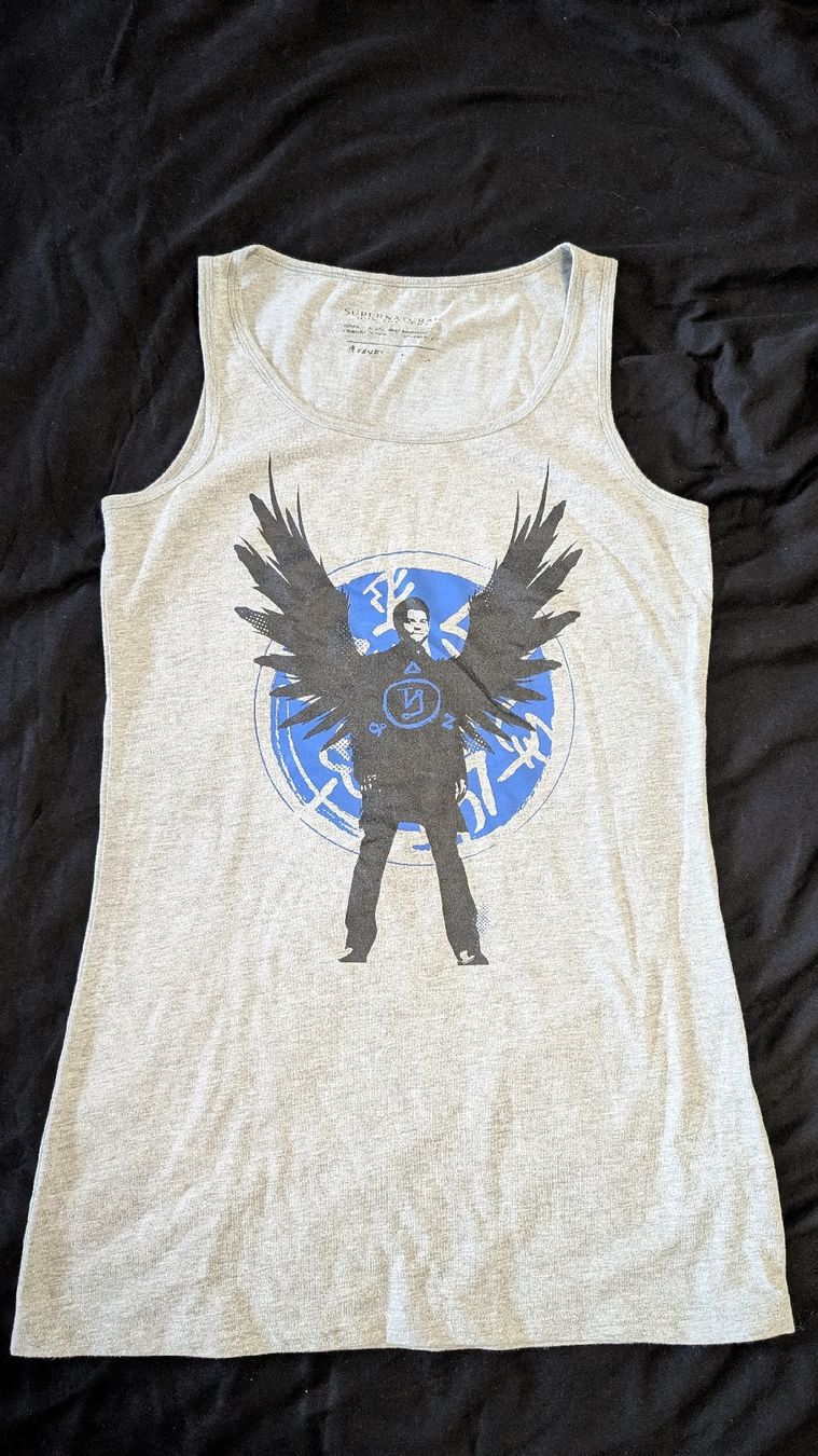 Top: 2 Tanktops Supernatural – Usato da Winterthur venduto da reb_sf9t 1