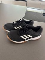 Adidas Hallenschuhe Gr. 41 1/2