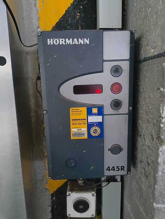 Hörmann Porte: Porte de garage enroulable Hörmann – Usato da Tavannes venduto da J-P01 1