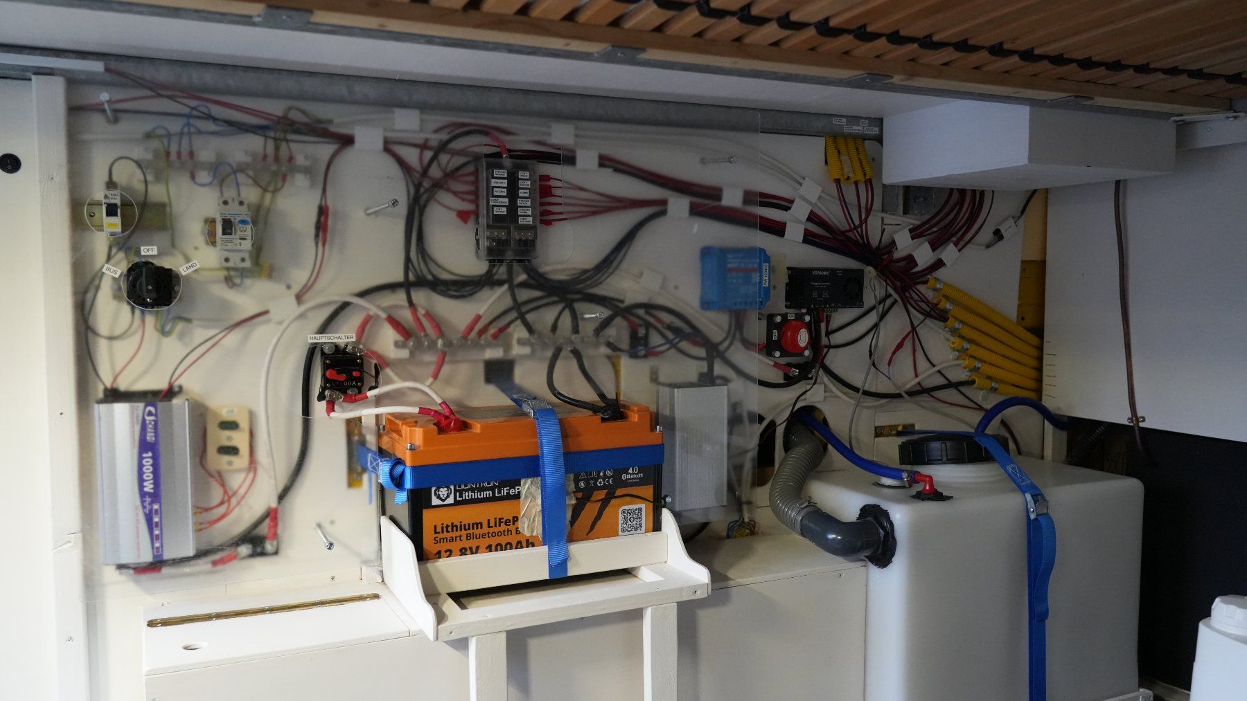 VW Veicoli da campeggio: Campervan VW Crafter / Top Zustand – Usato da Kappel SO venduto da Loerulach 2