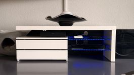 TV-Lowboard weiss Hochglanz mit LED Beleuchtung gebraucht